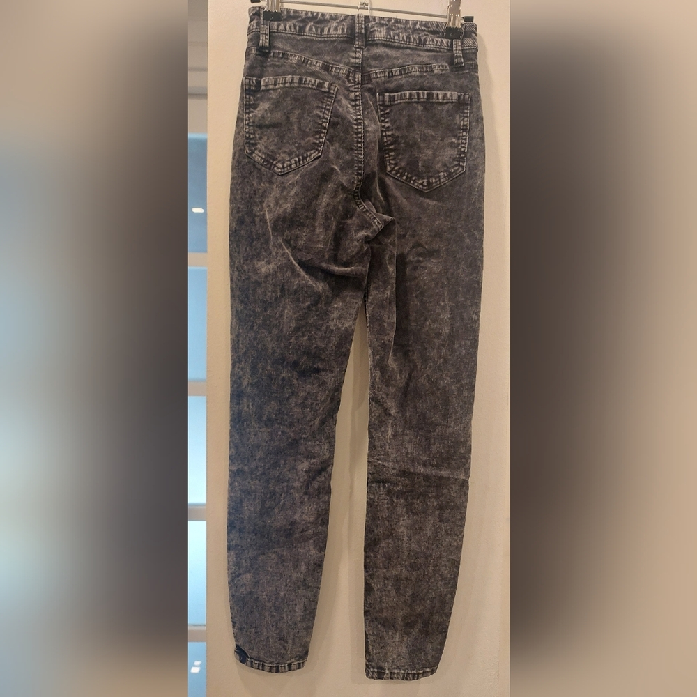 Vanilla Star Women's Charcoal Skinny Jeans - Picture 3 of 5